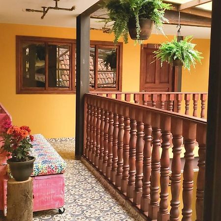 Hostal Casa Astromelia Bogotá Esterno foto